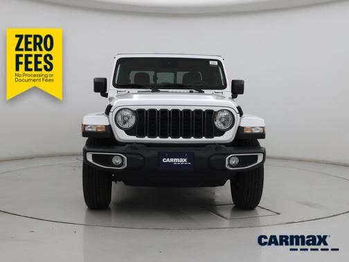 White 2024 Jeep Gladiator Sport S