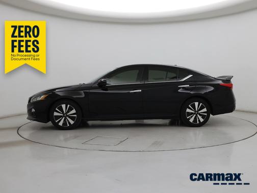 Black 2019 Nissan Altima SL