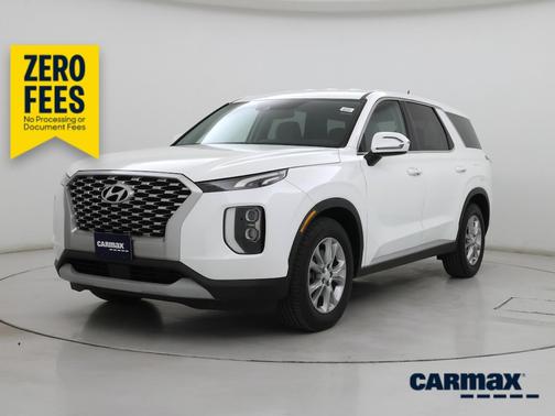White 2022 Hyundai PALISADE SE