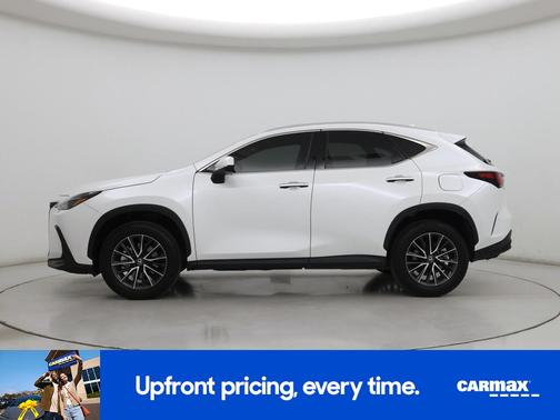 White 2024 Lexus NX 250
