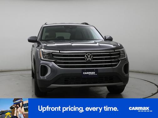 Gray 2025 Volkswagen Atlas SE