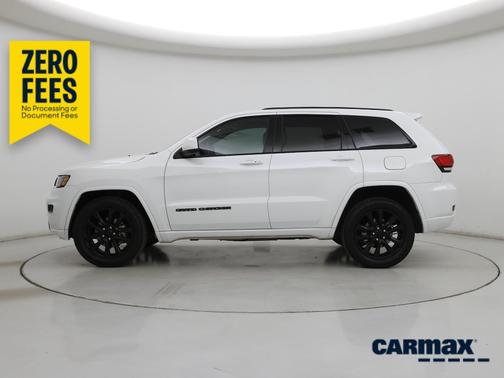 White 2019 Jeep Grand Cherokee Altitude
