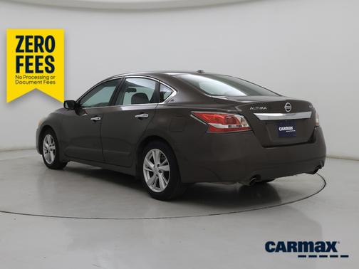 Brown 2015 Nissan Altima SV