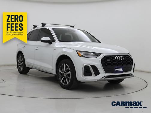 White 2023 Audi Q5 S-Line Premium