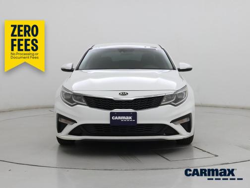White 2019 Kia Optima LX