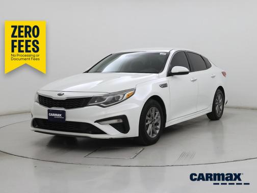White 2019 Kia Optima LX