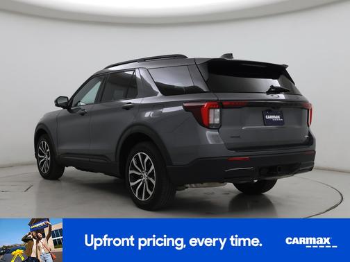 Gray 2025 Ford Explorer ST-Line