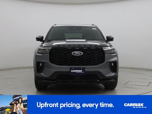 Gray 2025 Ford Explorer ST-Line