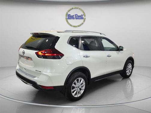 2020 Nissan Rogue SV