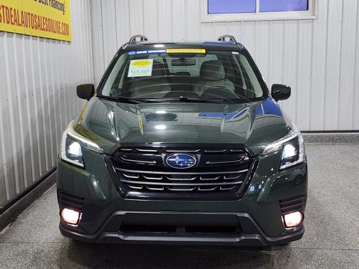 2022 Subaru Forester Premium