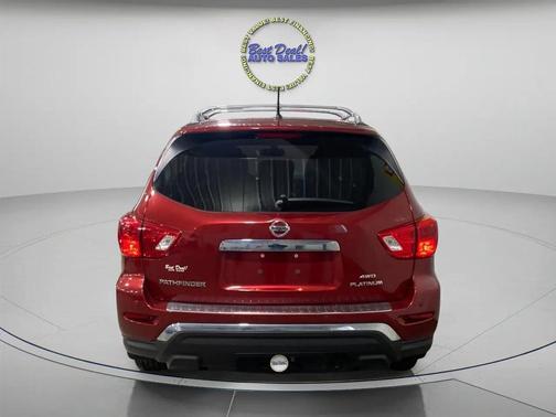 2017 Nissan Pathfinder Platinum