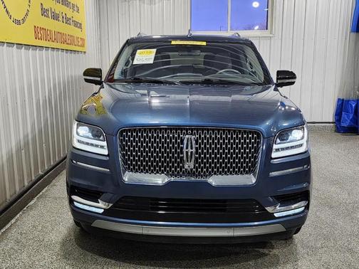 Blue Diamond 2019 Lincoln Navigator Reserve