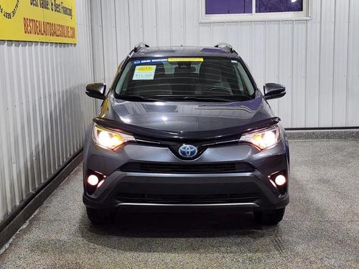 2017 Toyota RAV4 Hybrid XLE