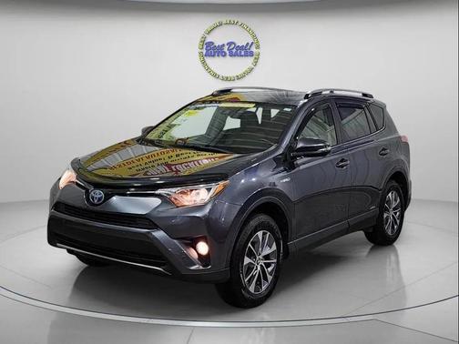 2017 Toyota RAV4 Hybrid XLE