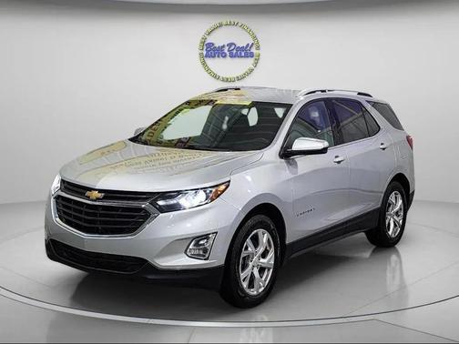 Silver 2018 Chevrolet Equinox 2LT