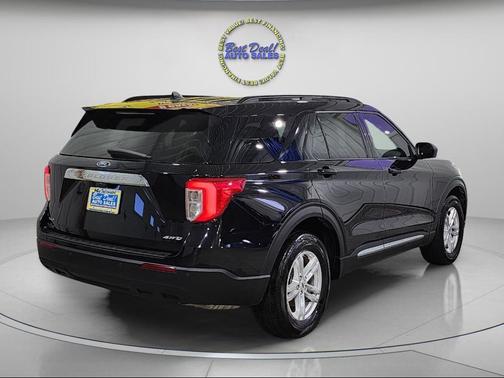 2023 Ford Explorer XLT AWD 4DR SUV