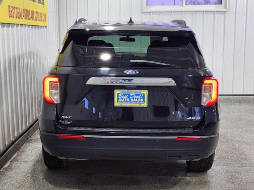 2023 Ford Explorer XLT AWD 4DR SUV