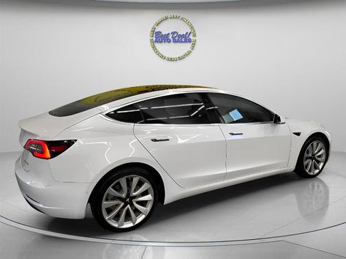 2018 Tesla Model 3 Long Range