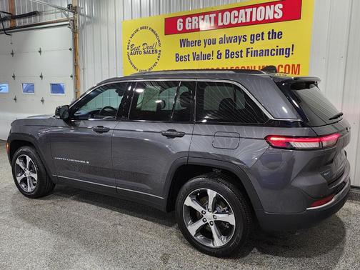 2022 Jeep Grand Cherokee 4xe Base