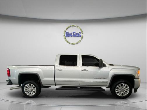 2015 GMC Sierra 2500 Denali