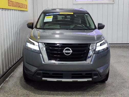 2024 Nissan Pathfinder AWD SL 4DR SUV
