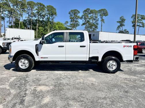 2025 Ford F-250 XL