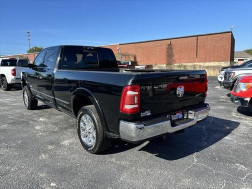 2022 RAM 3500 Limited Crew Cab 4x4 8' Box
