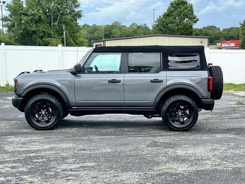 2024 Ford Bronco Black Diamond