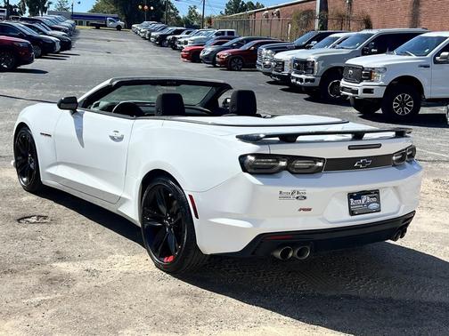 2023 Chevrolet Camaro RWD Convertible LT1