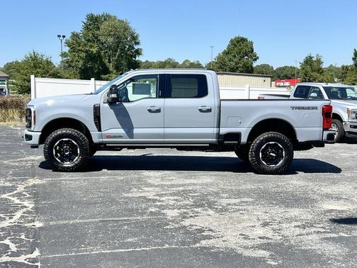 2026 Ford F-250 Lariat