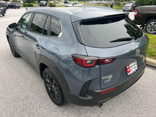 2024 Mazda CX-50 2.5 S Preferred