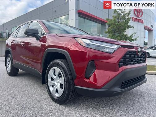 2025 Toyota RAV4 LE