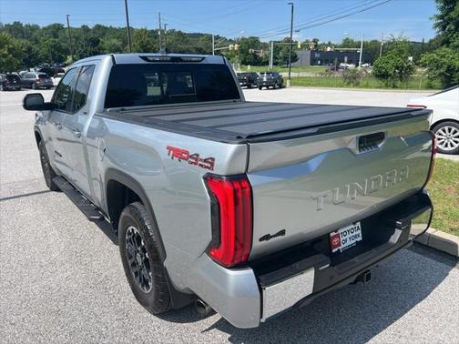 2022 Toyota Tundra SR5
