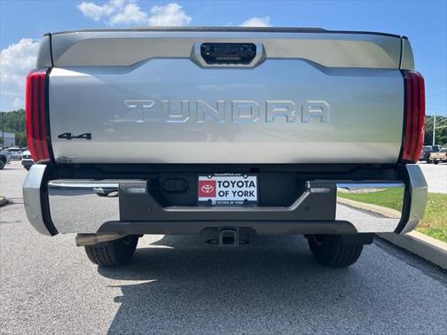 2022 Toyota Tundra SR5