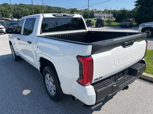 2025 Toyota Tundra SR