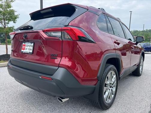 2025 Toyota RAV4 XLE Premium