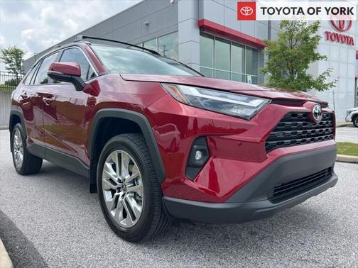 2025 Toyota RAV4 XLE Premium