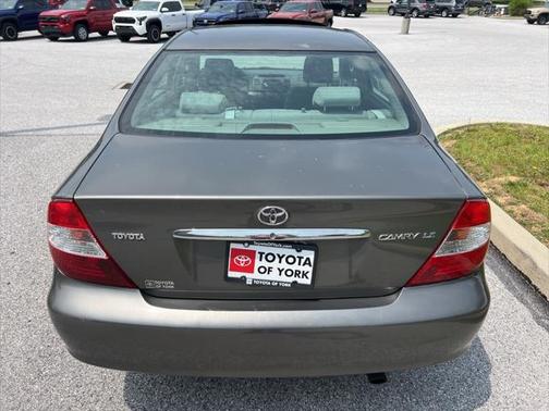 2004 Toyota Camry LE