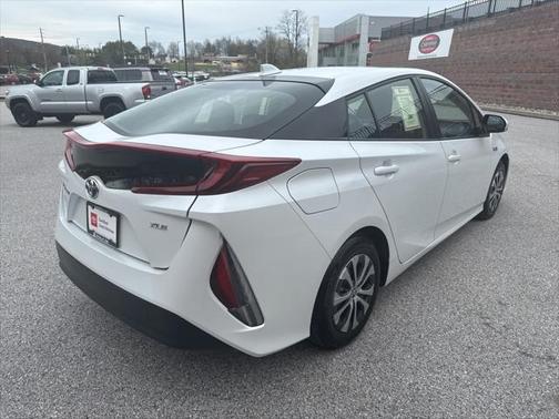 2022 Toyota Prius Prime XLE