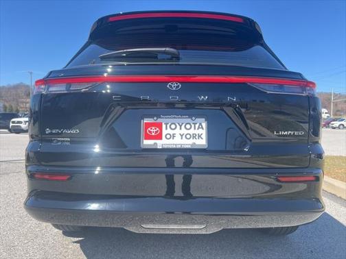 2025 Toyota Crown Signia Limited