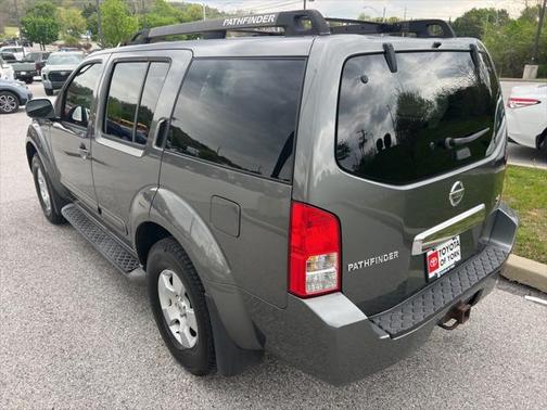 2006 Nissan Pathfinder SE
