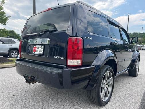 2011 Dodge Nitro Shock