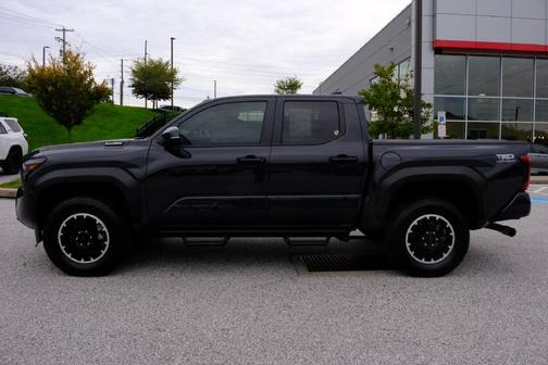 Underground 2025 Toyota Tacoma Hybrid TRD Off Road
