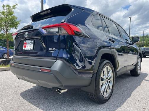 2025 Toyota RAV4 XLE Premium