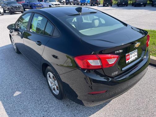 2018 Chevrolet Cruze LS