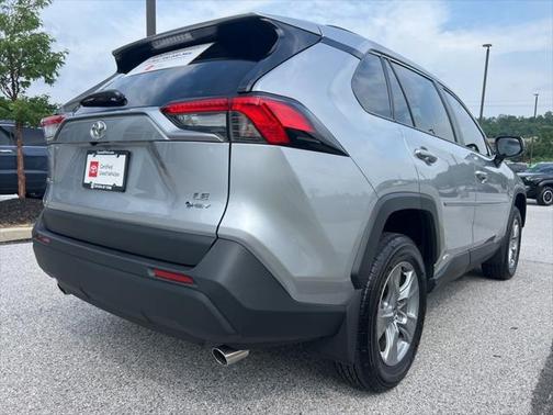 2025 Toyota RAV4 Hybrid LE