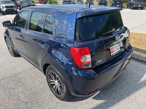 2014 Scion xD Base