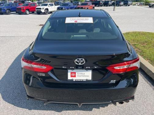 2020 Toyota Camry SE