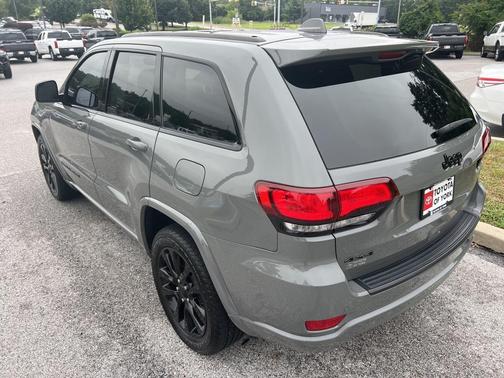 2019 Jeep Grand Cherokee Altitude