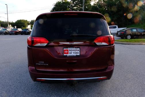 Velvet Red Pearlcoat 2017 Chrysler Pacifica Touring-L